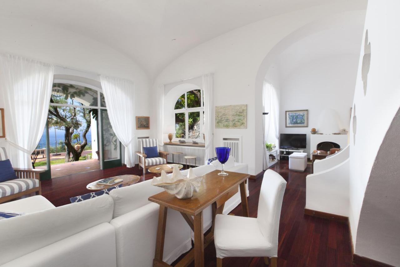 Amore Rentals - Villa Lo Scoglio ポジターノ エクステリア 写真