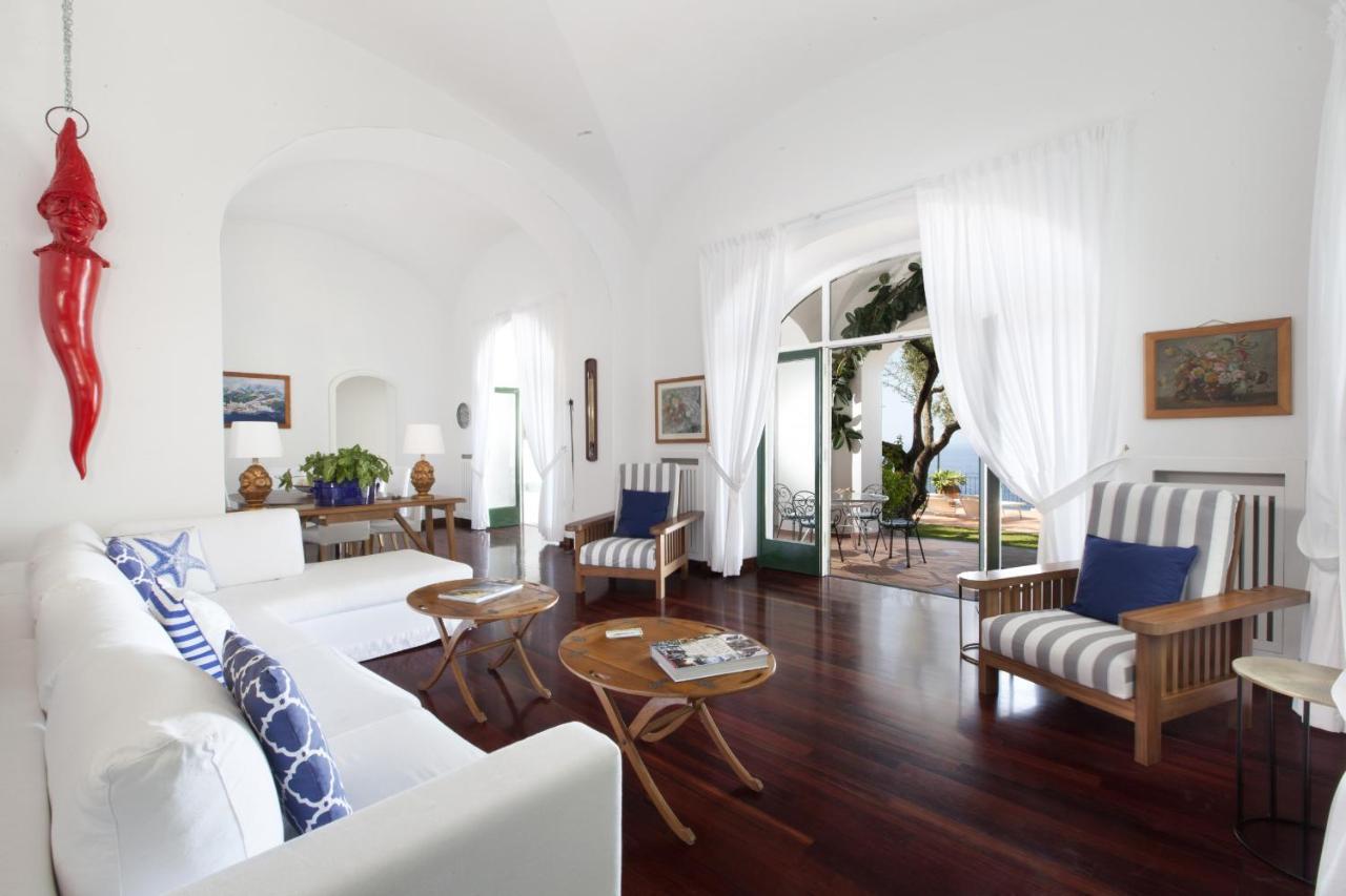 Amore Rentals - Villa Lo Scoglio ポジターノ エクステリア 写真