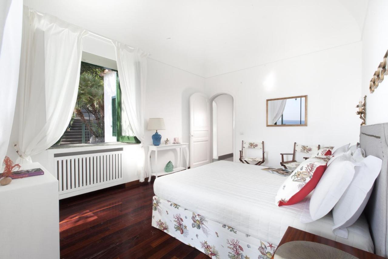Amore Rentals - Villa Lo Scoglio ポジターノ エクステリア 写真