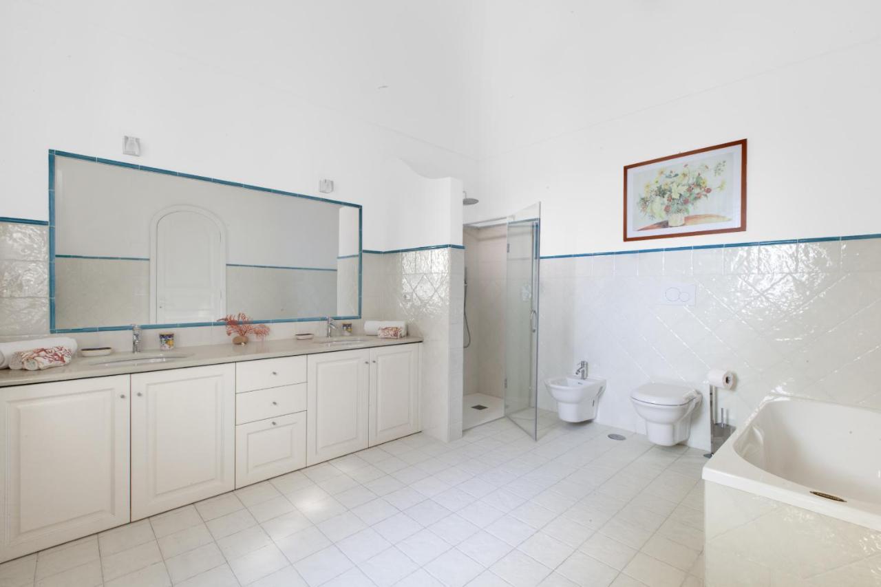 Amore Rentals - Villa Lo Scoglio ポジターノ エクステリア 写真