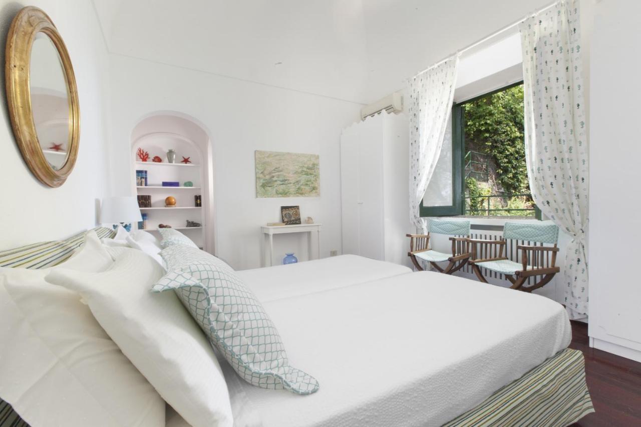 Amore Rentals - Villa Lo Scoglio ポジターノ エクステリア 写真