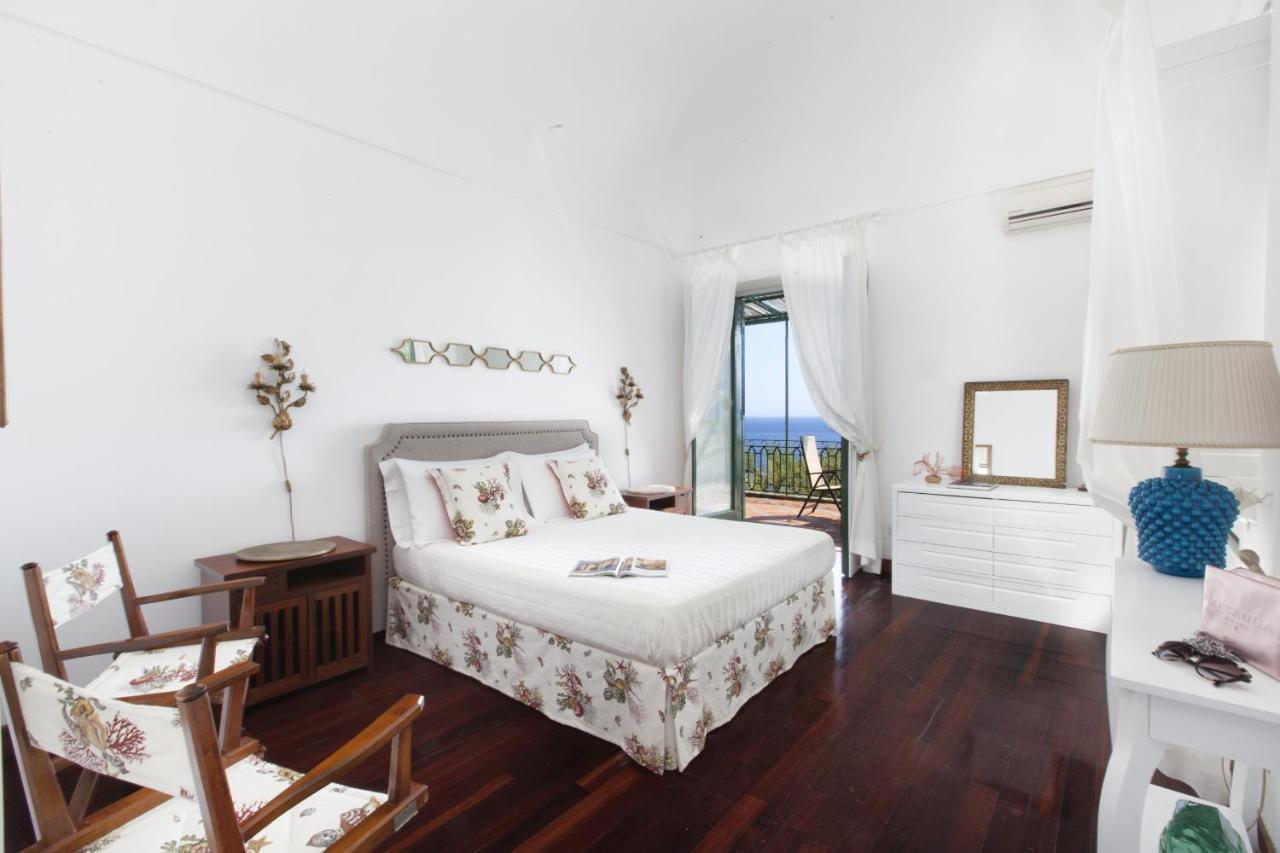 Amore Rentals - Villa Lo Scoglio ポジターノ エクステリア 写真